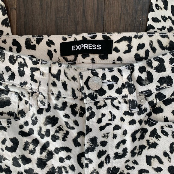 Express Leopard Print Denim Jeans - Picture 6 of 9